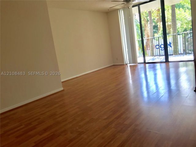 10121 W Sunrise Blvd 204, Plantation, FL 33322
