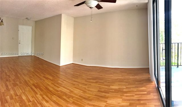 10121 W Sunrise Blvd 204, Plantation, FL 33322