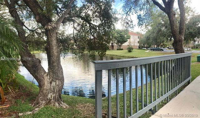 10121 W Sunrise Blvd 204, Plantation, FL 33322