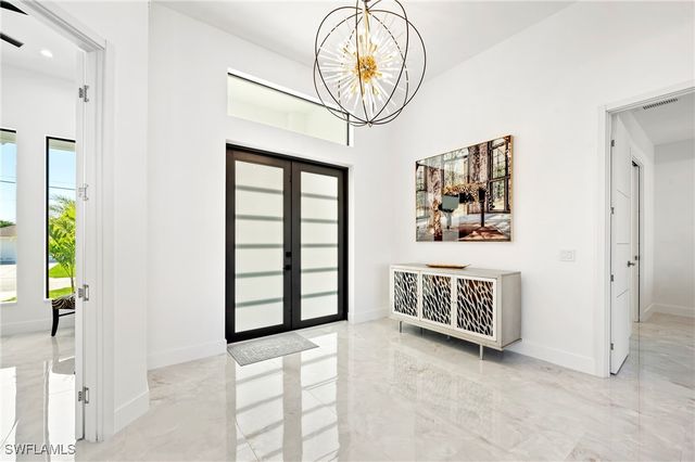 413 SW 46th TER, Cape Coral, FL 33914