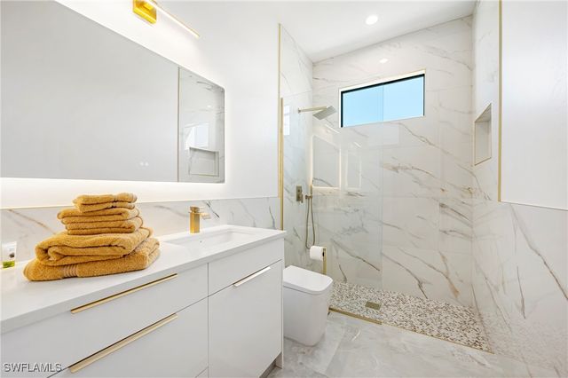 413 SW 46th TER, Cape Coral, FL 33914