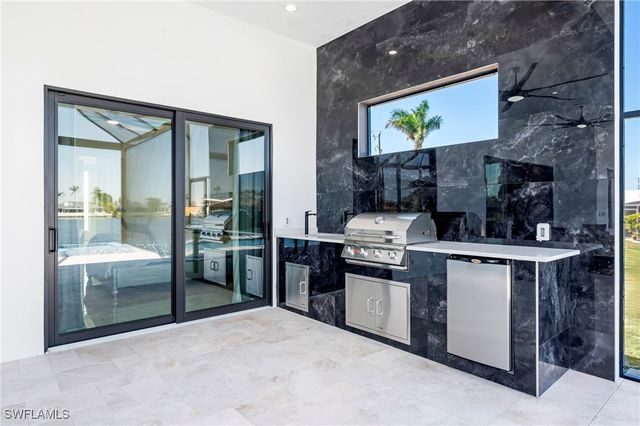 413 SW 46th TER, Cape Coral, FL 33914