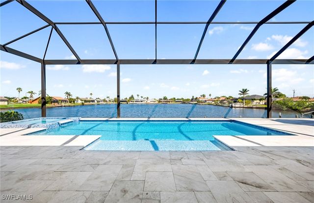 413 SW 46th TER, Cape Coral, FL 33914