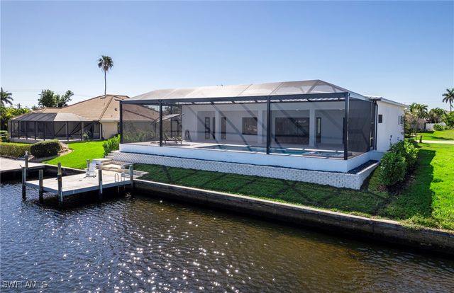 413 SW 46th TER, Cape Coral, FL 33914