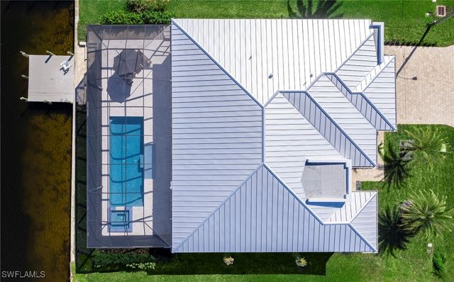 413 SW 46th TER, Cape Coral, FL 33914