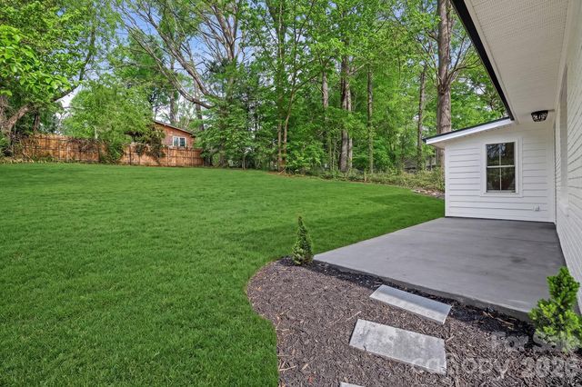 154 Laurel Loop, Asheville, NC 28806