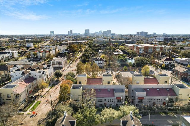 1330 Rosalie Street, Houston, TX 77004