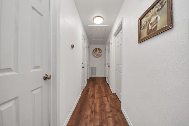 1405 Avenue G, Danbury, TX 77534