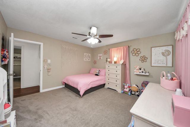 1405 Avenue G, Danbury, TX 77534