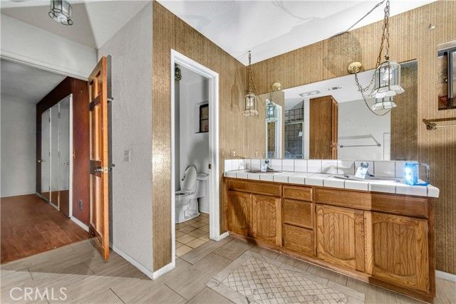 42944 Beau Ville Court, Lancaster, CA 93536