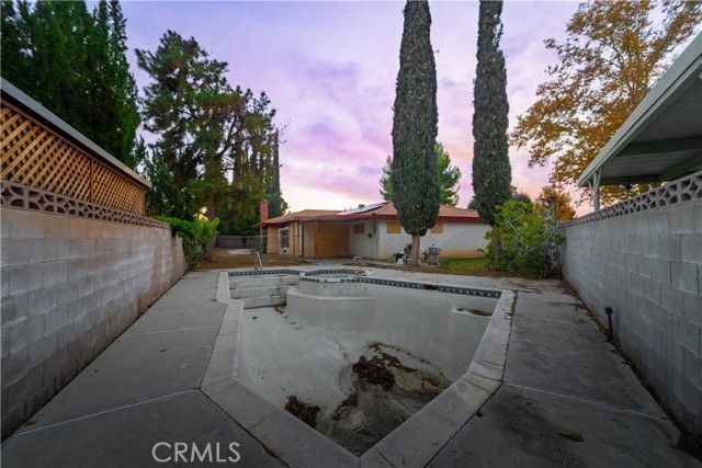 42944 Beau Ville Court, Lancaster, CA 93536