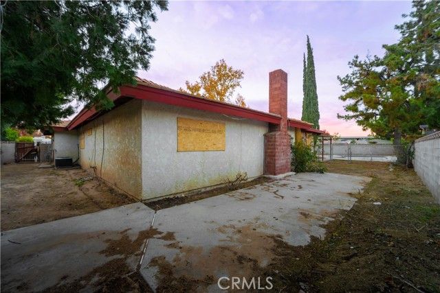 42944 Beau Ville Court, Lancaster, CA 93536