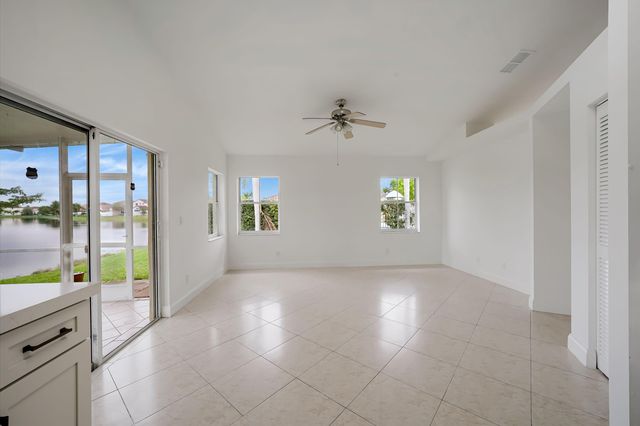 2042 NW 184th Way, Pembroke Pines, FL 33029