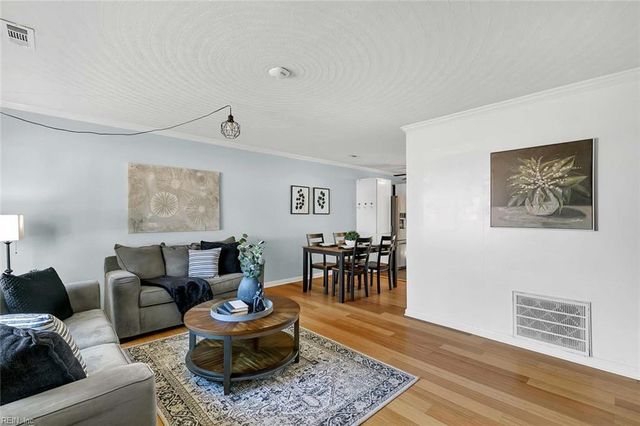 309 Duluth CT, Hampton, VA 23666