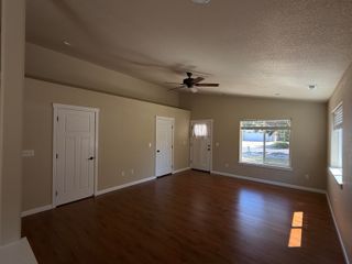 331 Isabell Drive, Medford, OR 97501