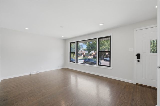 1111 E 93rd Street, Chicago, IL 60619