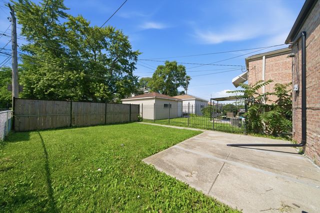 1111 E 93rd Street, Chicago, IL 60619