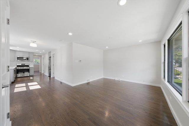 1111 E 93rd Street, Chicago, IL 60619