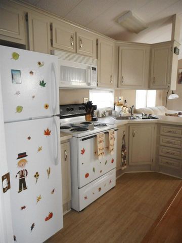 246 Leisure Way, Edgerton, WI 53534
