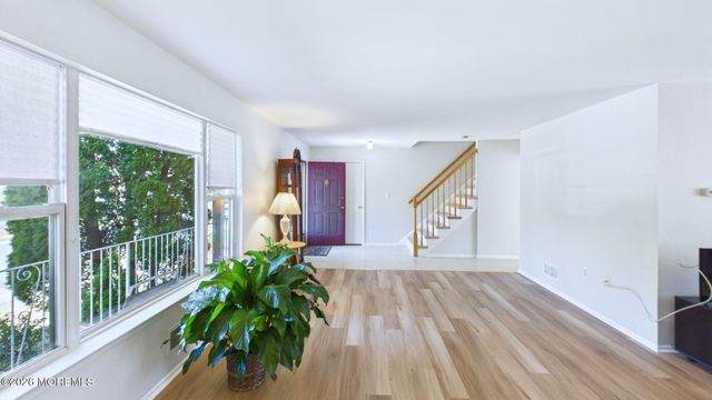 9 Netty Street, Howell, NJ 07731