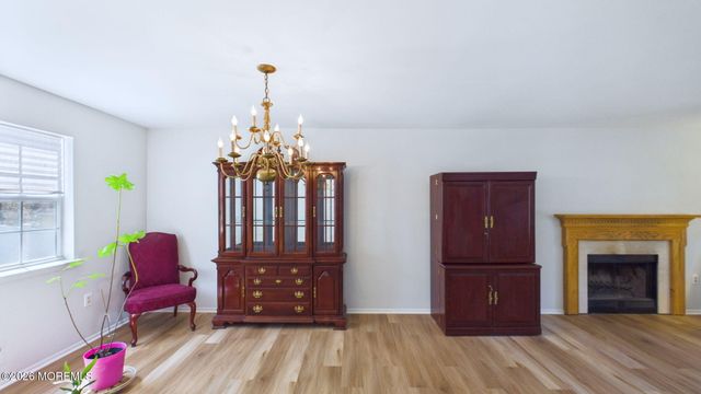 9 Netty Street, Howell, NJ 07731