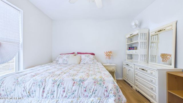 9 Netty Street, Howell, NJ 07731