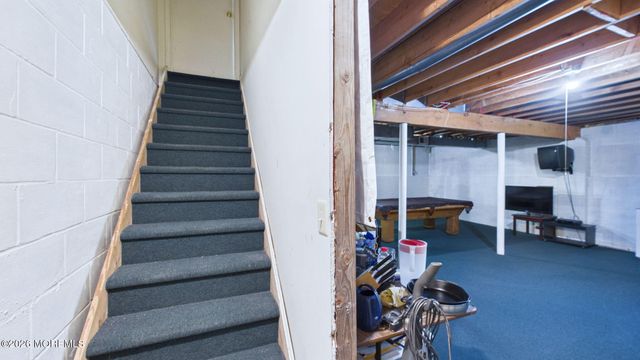 9 Netty Street, Howell, NJ 07731
