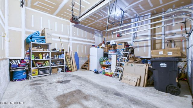 9 Netty Street, Howell, NJ 07731
