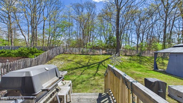 9 Netty Street, Howell, NJ 07731