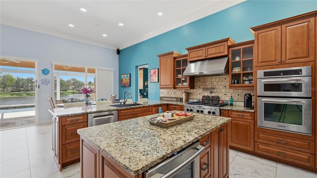 8672 DOLCE LANE, Sarasota, FL 34238