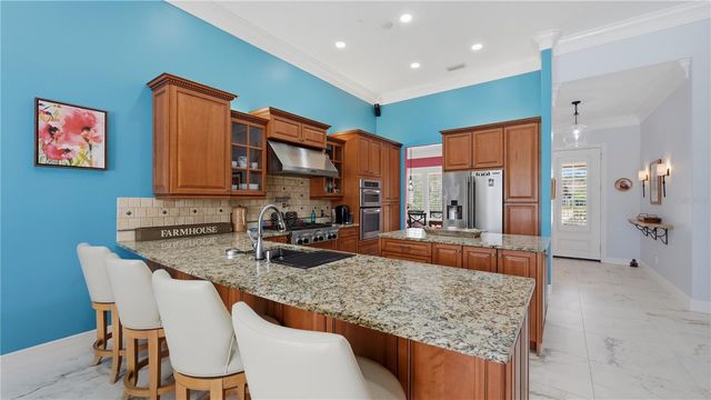 8672 DOLCE LANE, Sarasota, FL 34238