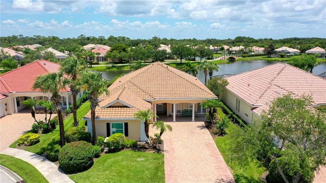 8672 DOLCE LANE, Sarasota, FL 34238