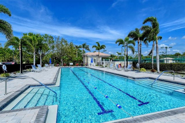 8672 DOLCE LANE, Sarasota, FL 34238