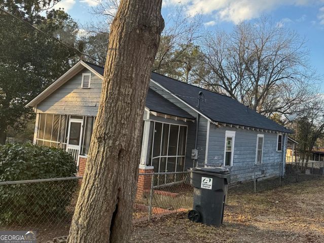 105 Bell Avenue SE, Milledgeville, GA 31061