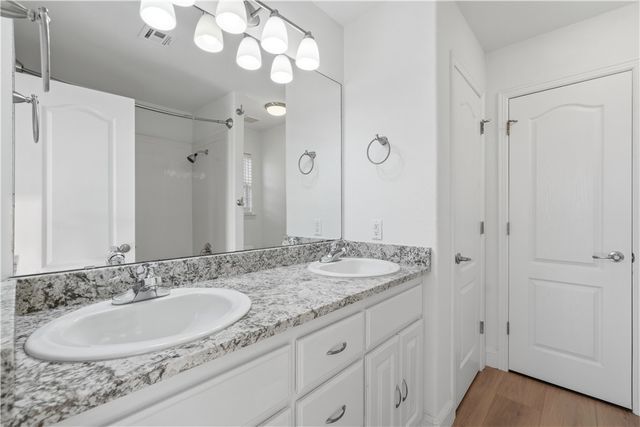 551 Dogwood Street, Centerton, AR 72719