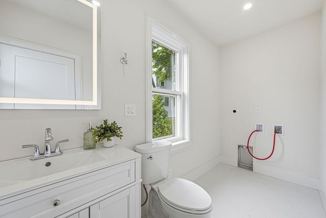 14 Hillside Ave, Winchester, MA 01890