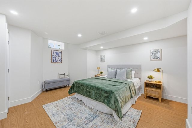 14 Hillside Ave, Winchester, MA 01890