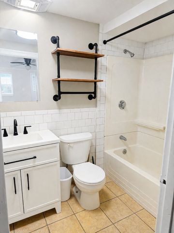 92 School St 8, Whitman, MA 02382