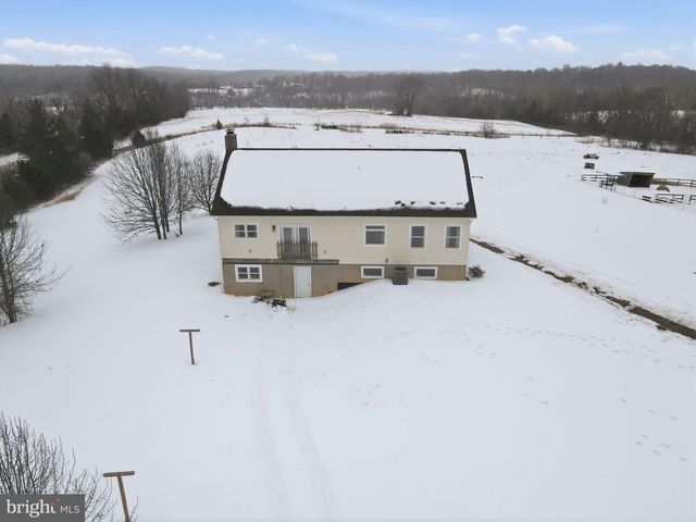 7466 MEADOW VIEW LN, Rixeyville, VA 22737