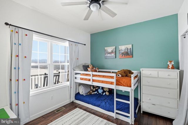 7466 MEADOW VIEW LN, Rixeyville, VA 22737