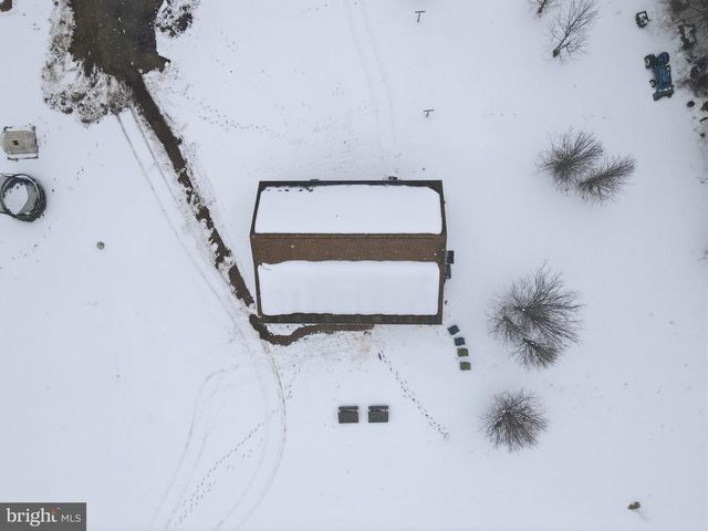 7466 MEADOW VIEW LN, Rixeyville, VA 22737