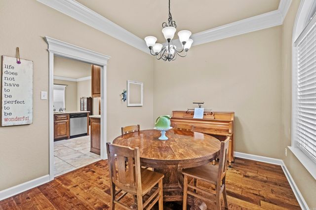 196 Forest Oak Drive, Jacksonville, AR 72076