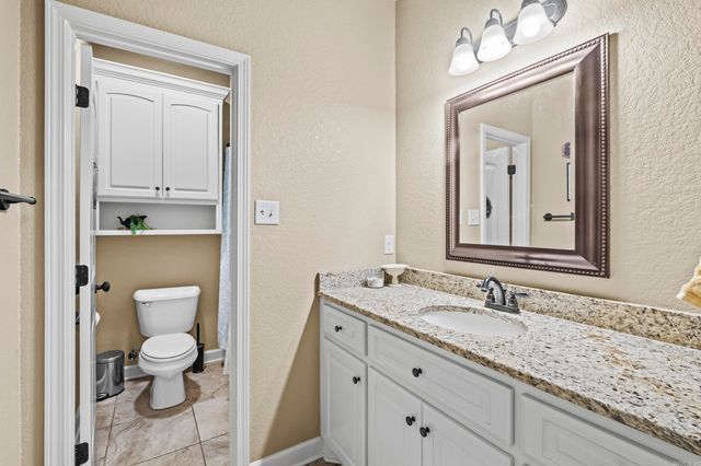 196 Forest Oak Drive, Jacksonville, AR 72076