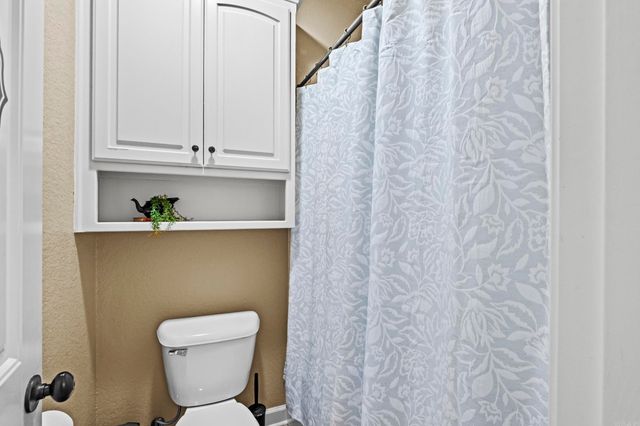 196 Forest Oak Drive, Jacksonville, AR 72076