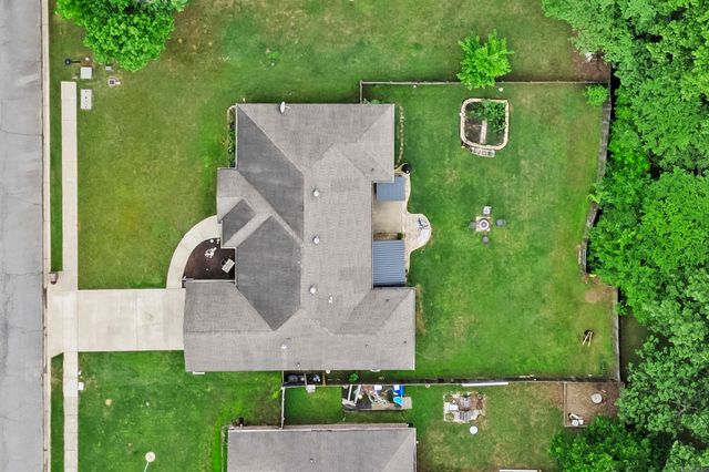 196 Forest Oak Drive, Jacksonville, AR 72076