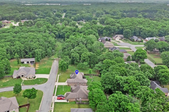 196 Forest Oak Drive, Jacksonville, AR 72076