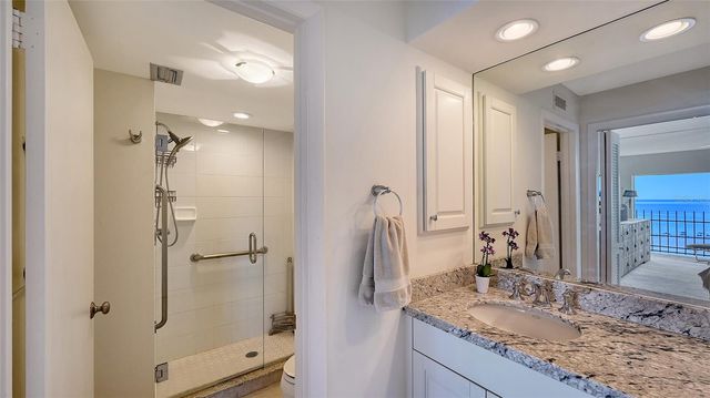 101 BENJAMIN FRANKLIN DRIVE 73, Sarasota, FL 34236