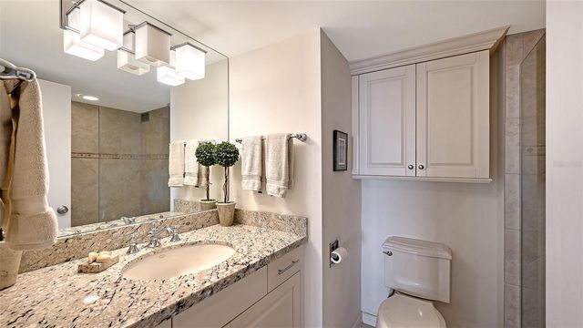 101 BENJAMIN FRANKLIN DRIVE 73, Sarasota, FL 34236