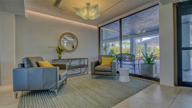 101 BENJAMIN FRANKLIN DRIVE 73, Sarasota, FL 34236