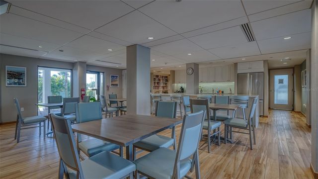 101 BENJAMIN FRANKLIN DRIVE 73, Sarasota, FL 34236